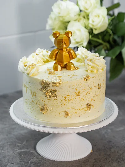 Elegant wedding cake with intricate designs in Huntingdon