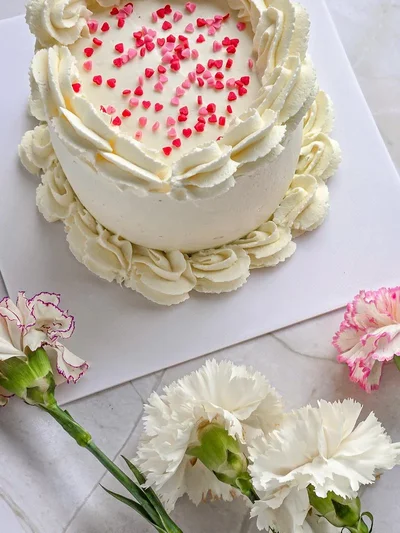 Festive holiday cake with seasonal decor in Huntingdon