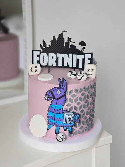 Custom Fortnite-themed birthday cake in Huntingdon